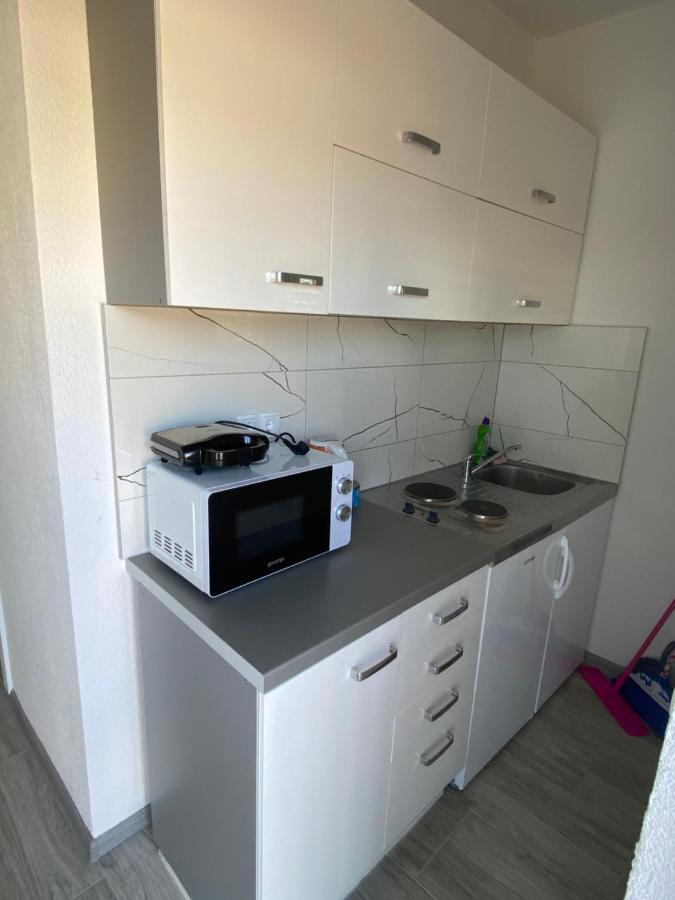 Apartmani Anita Starigrad Paklenica Exteriör bild