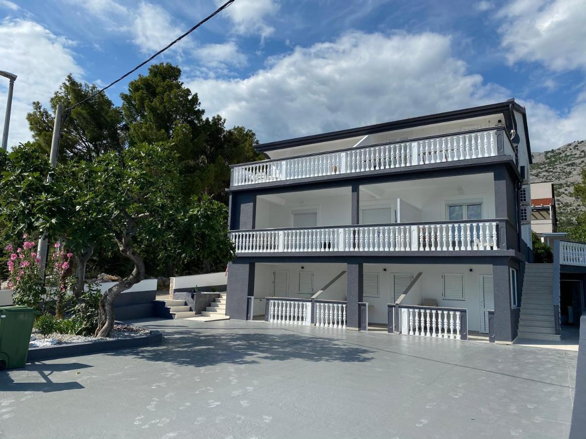 Apartmani Anita Starigrad Paklenica Exteriör bild