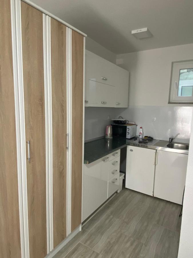 Apartmani Anita Starigrad Paklenica Exteriör bild