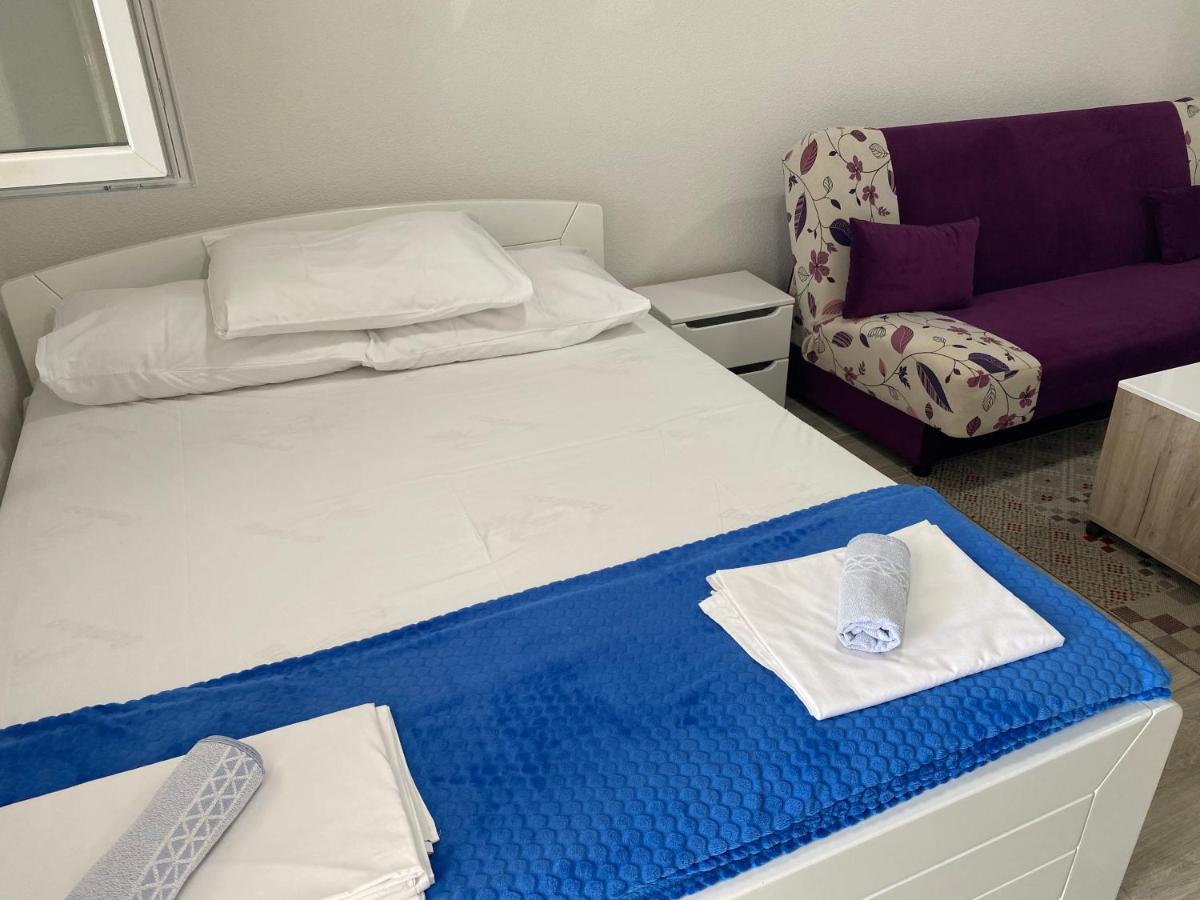 Apartmani Anita Starigrad Paklenica Exteriör bild