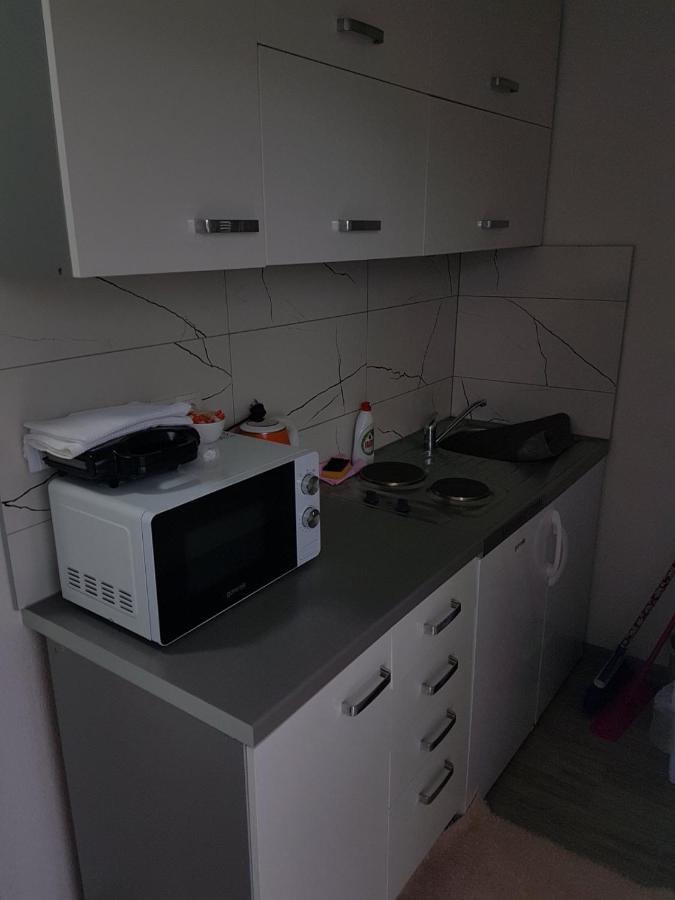 Apartmani Anita Starigrad Paklenica Exteriör bild