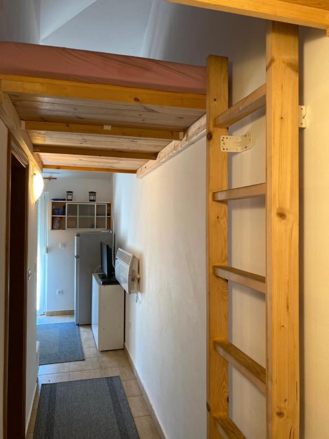 Apartmani Anita Starigrad Paklenica Exteriör bild